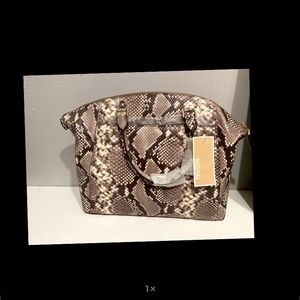 Michael Kors lg satchel. Brand new still in original wrapping.